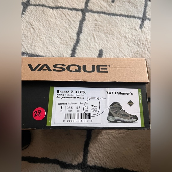 Vasque Breeze 2.0 GTX hiking boots size 7w WITH ORIGINAL BOX - Picture 8 of 12